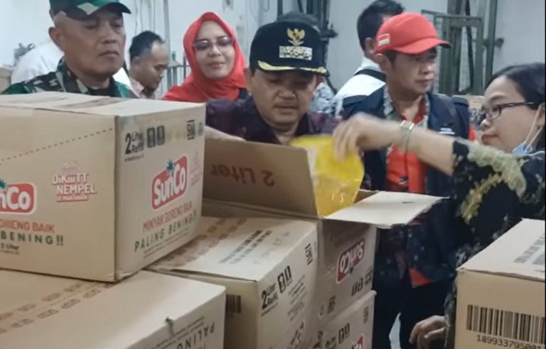 Sidak Harga Bahan Pokok, Bupati tak Temukan MinyaKita di Swalayan