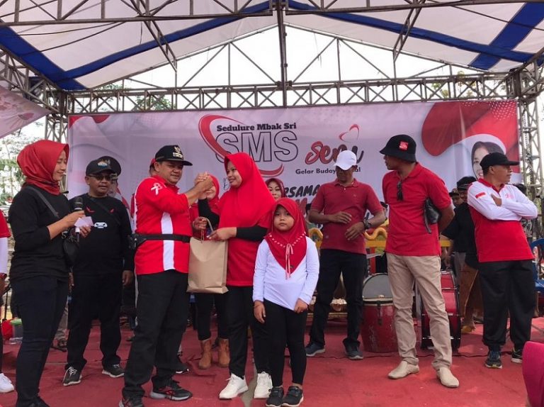 Meriah Jalan Sehat Tujuhbelasan Desa Lemaireng